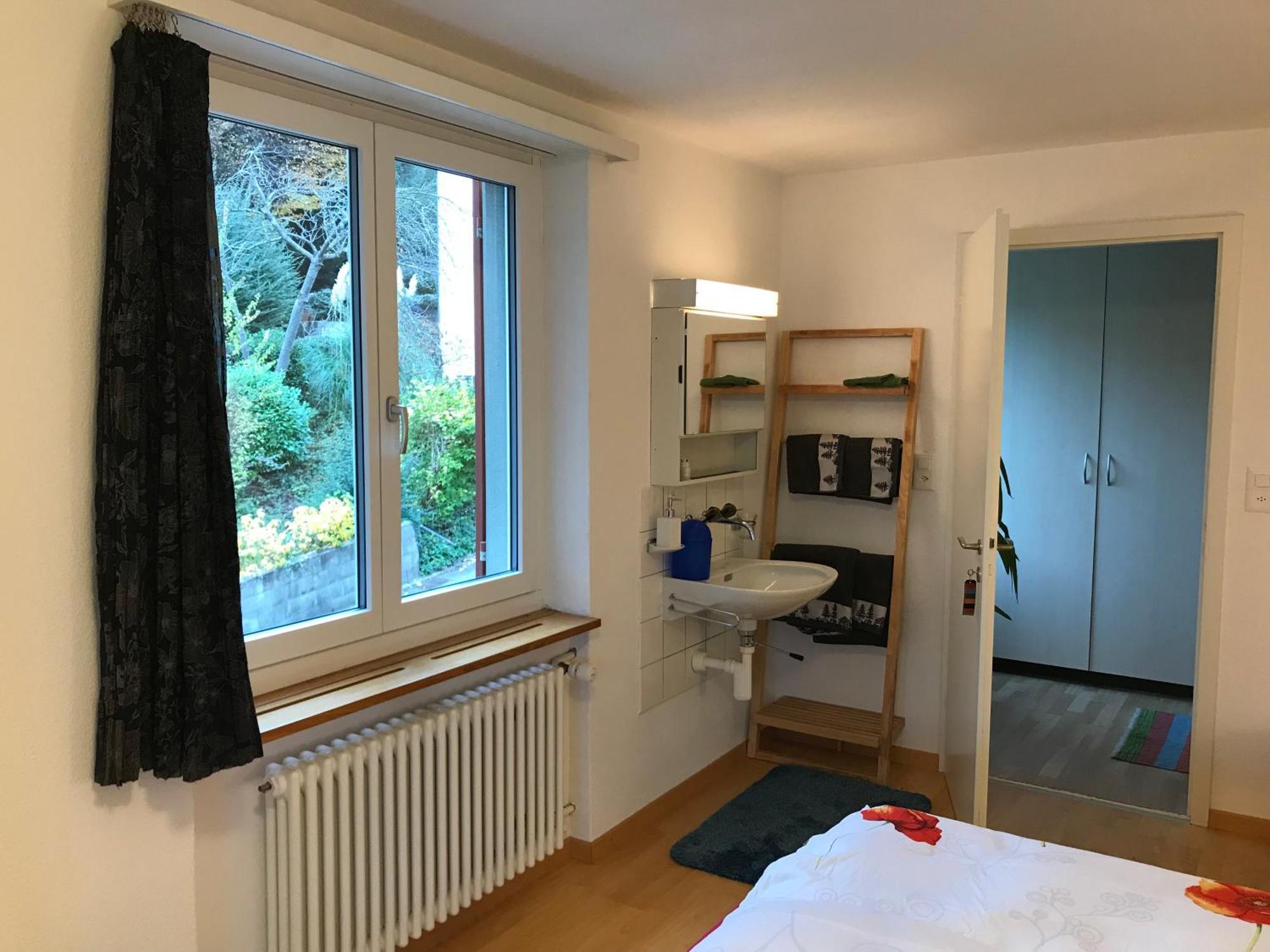 Guest Room Zollikon Zuerich Екстер'єр фото